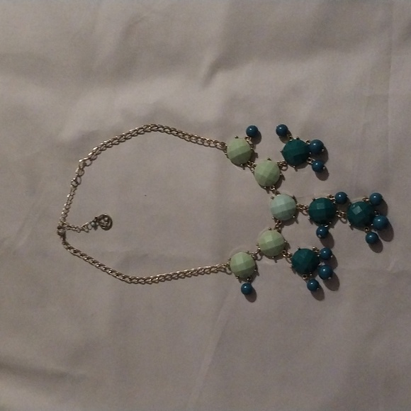 Two Chunky Necklaces - Picture 4 of 4
